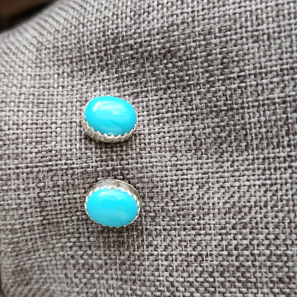 NWOT Native American Navajo Handmade Turquoise & Sterling Stud Earrings 🩵🎁 - Picture 4 of 10